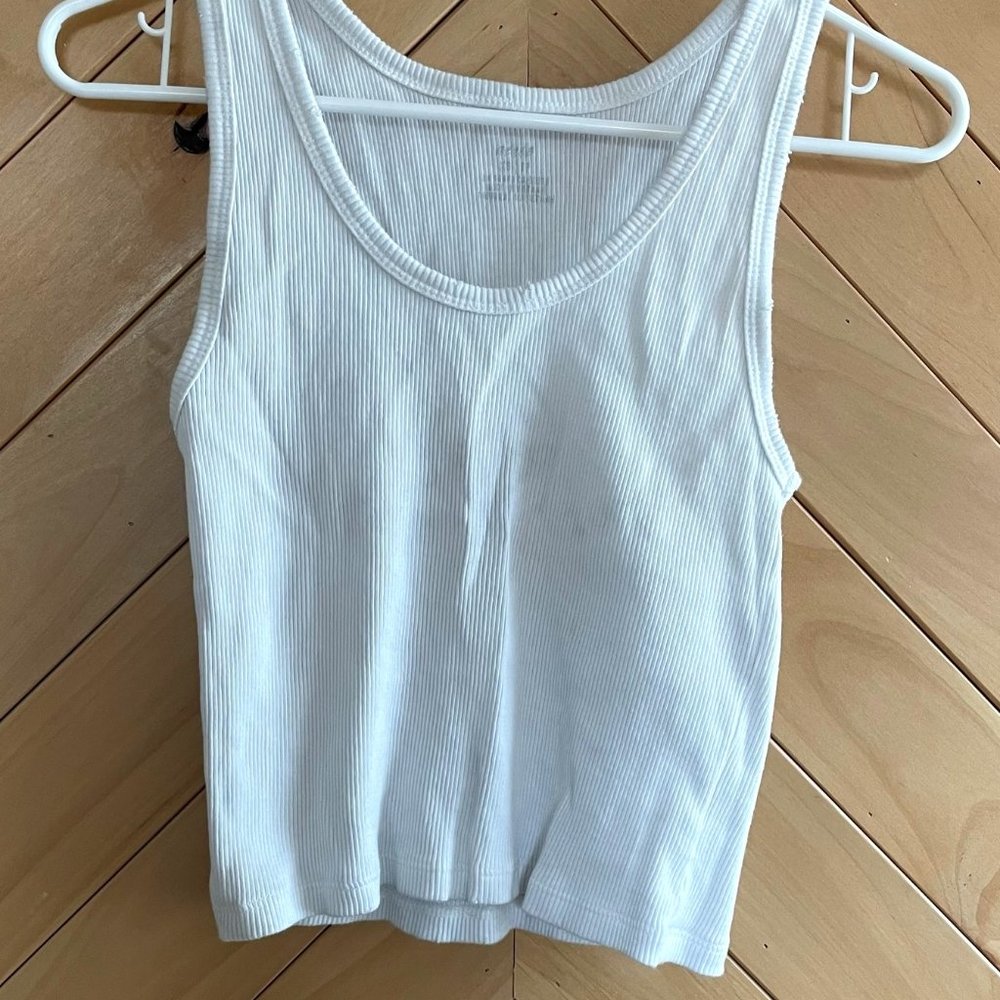 Aerie Distressed Cropped Tank